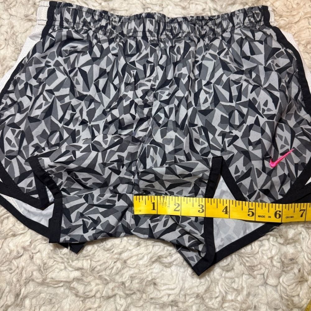 Nike Women's Dri-Fit Tempo Running Shorts Size XS Small Geometric Print - Picture 7 of 9